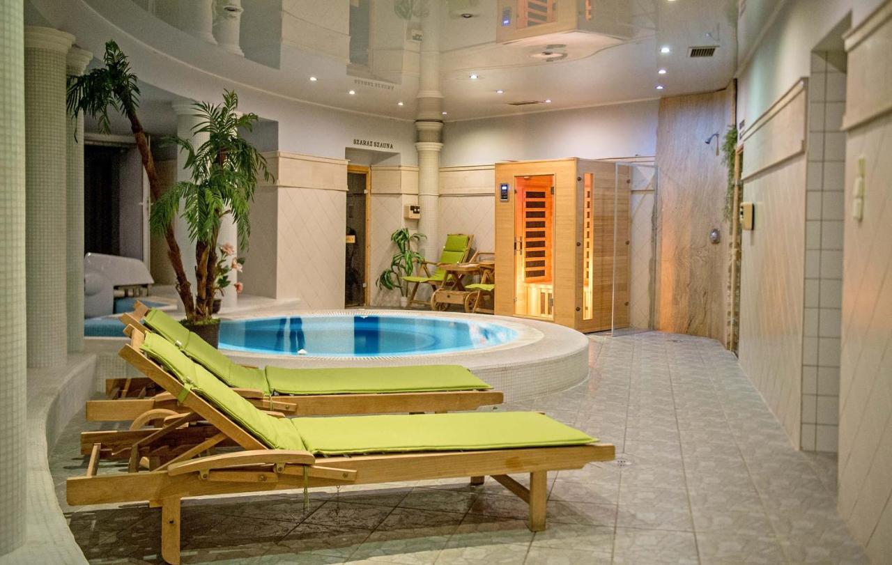 Hozam Wellness Es Apartman Szolnok Exteriér fotografie